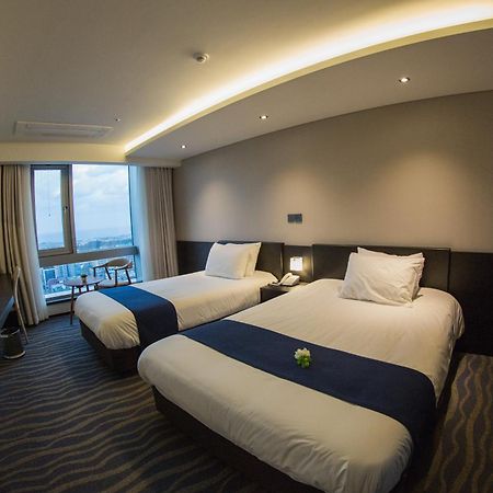 Gloucester Hotel Čedžu Exteriér fotografie